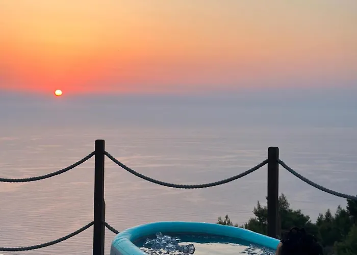 Secret Hill Athánion